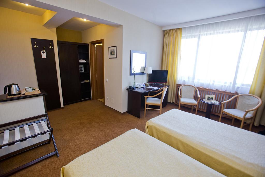 Hotel Dan Bukareszt Zewnętrze zdjęcie